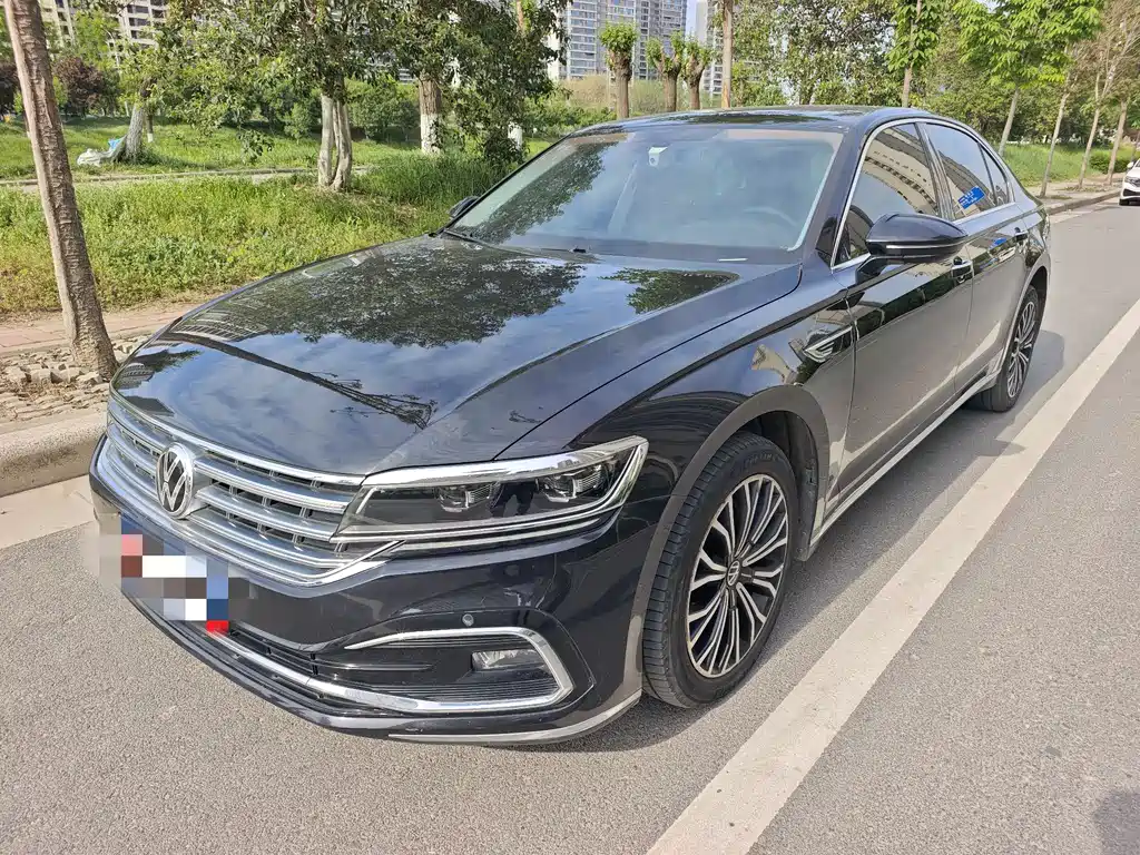 Купить Volkswagen Phideon