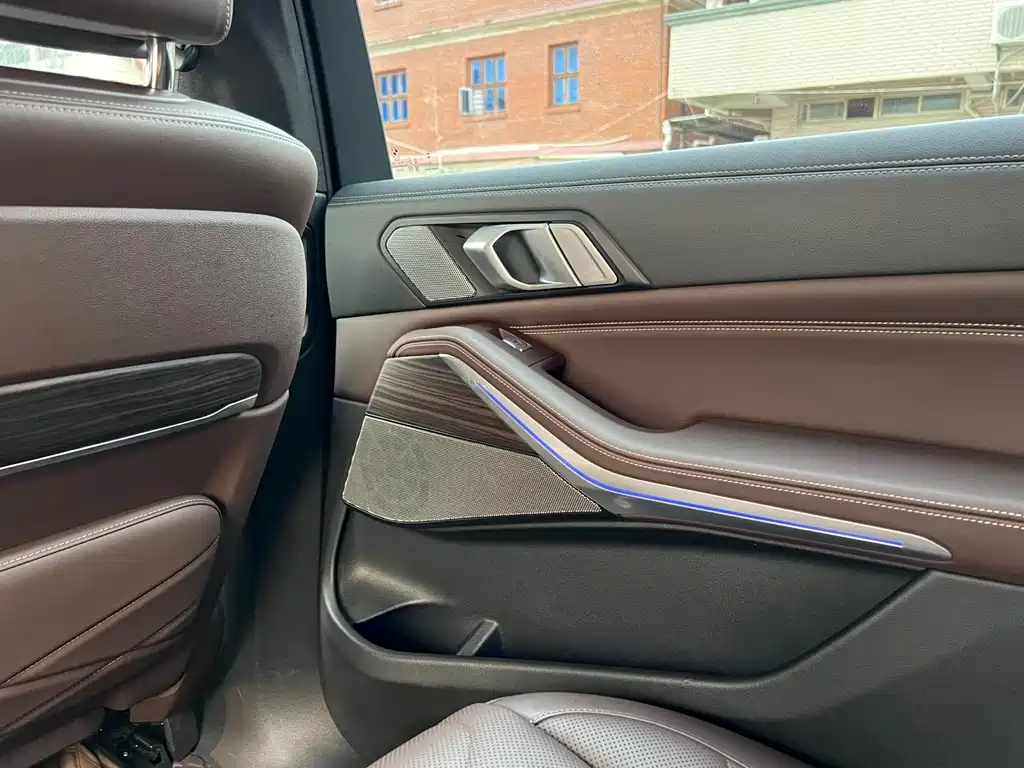 BMW X5 2022 xDrive 40Li M Sport