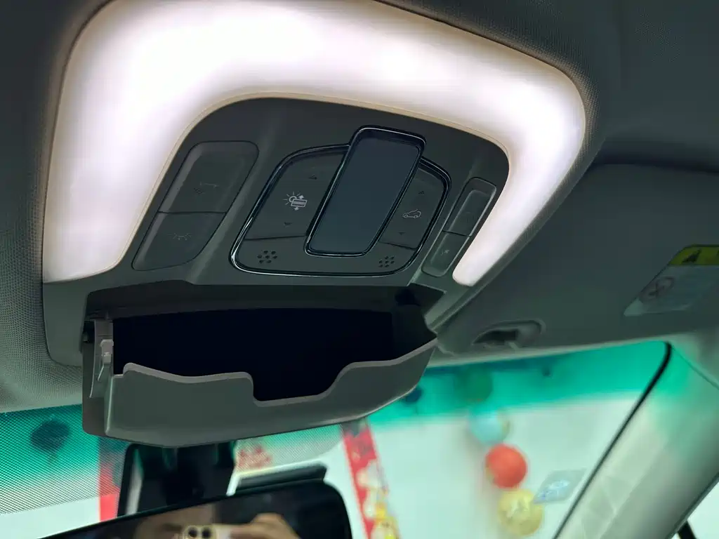 BAIC EX3 — миниатюра 18