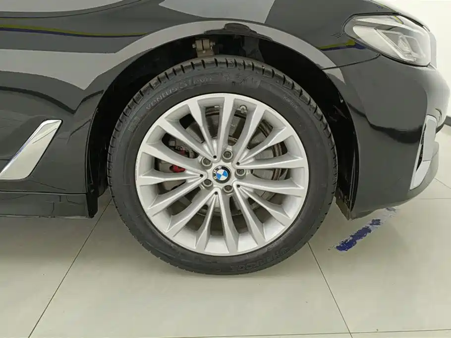 BMW 5 Series 5 2022 525Li Luxury