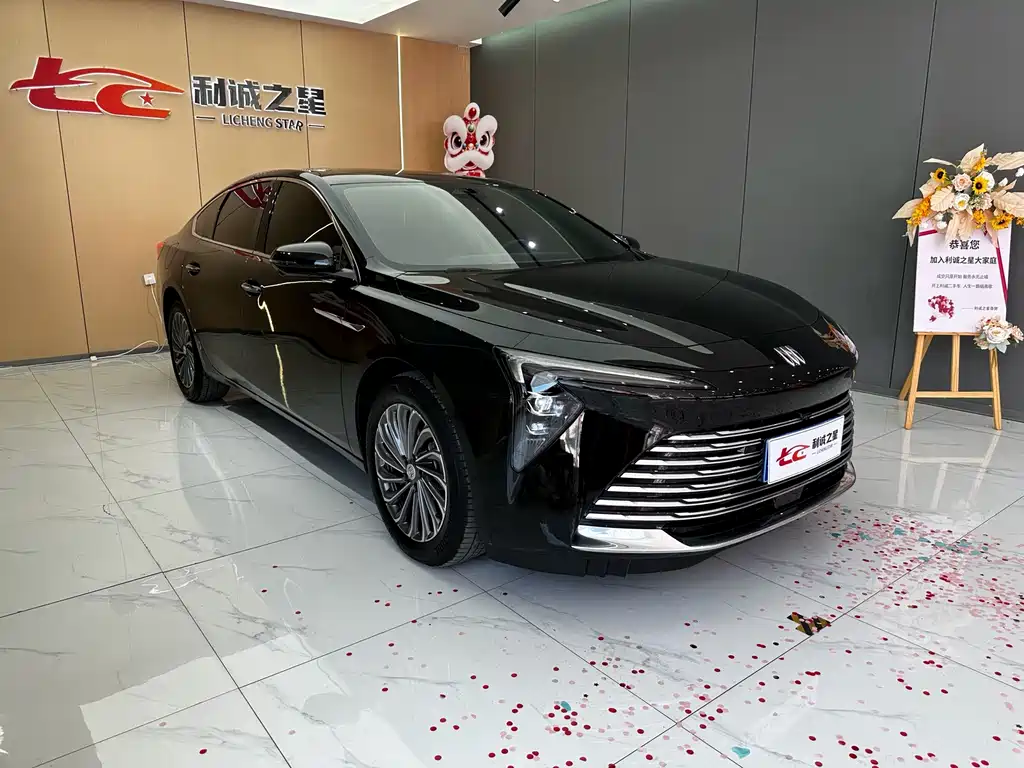 Buick LaCrosse — миниатюра 3