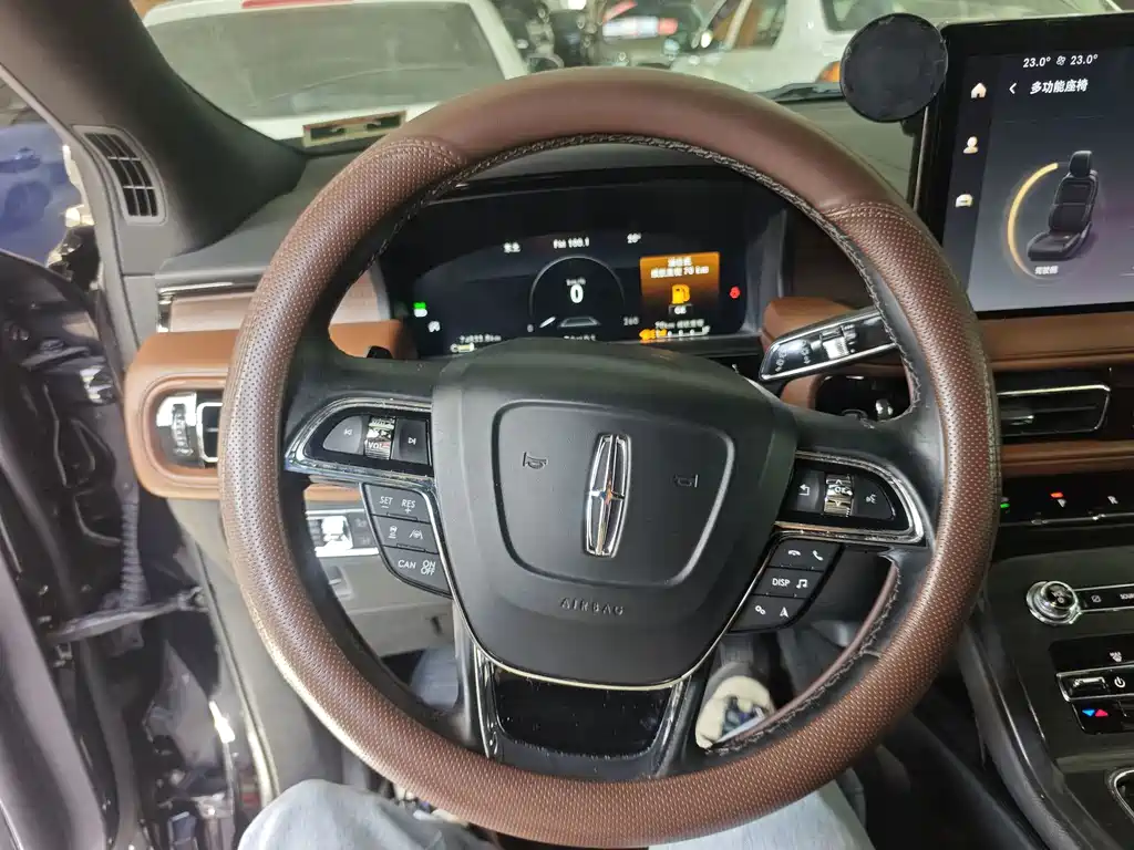 Lincoln Nautilus — миниатюра 14