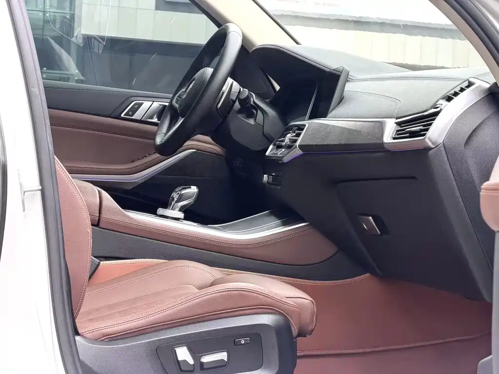 BMW X5 (Import) — миниатюра 11