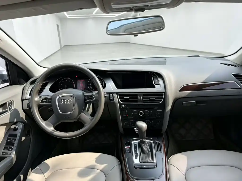 Audi A4L — миниатюра 7