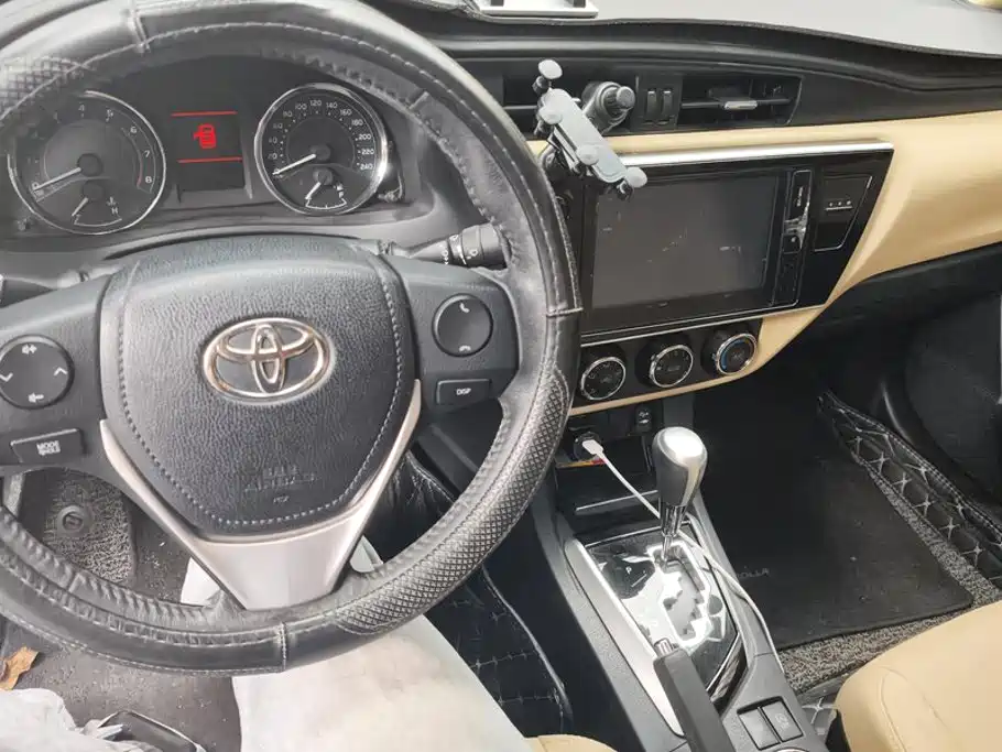 Toyota Corolla — миниатюра 12