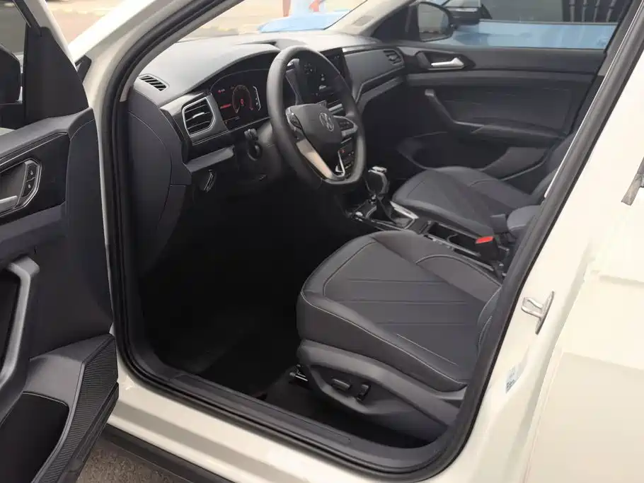 Volkswagen Tharu — миниатюра 9