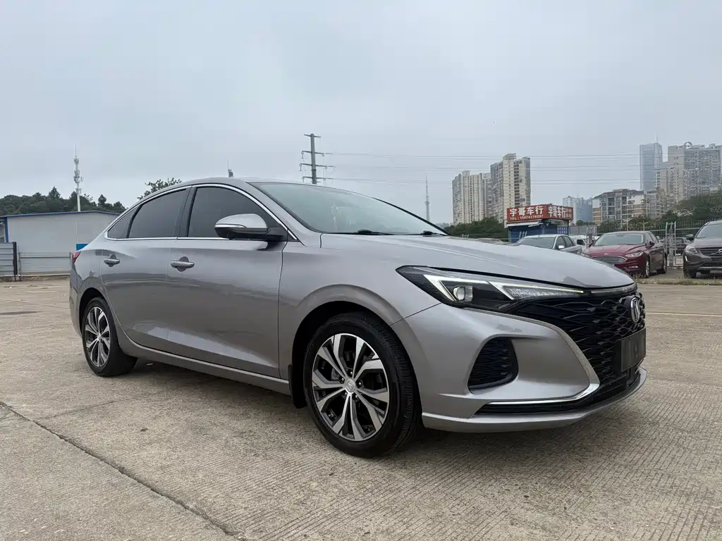 Changan Eado — миниатюра 3