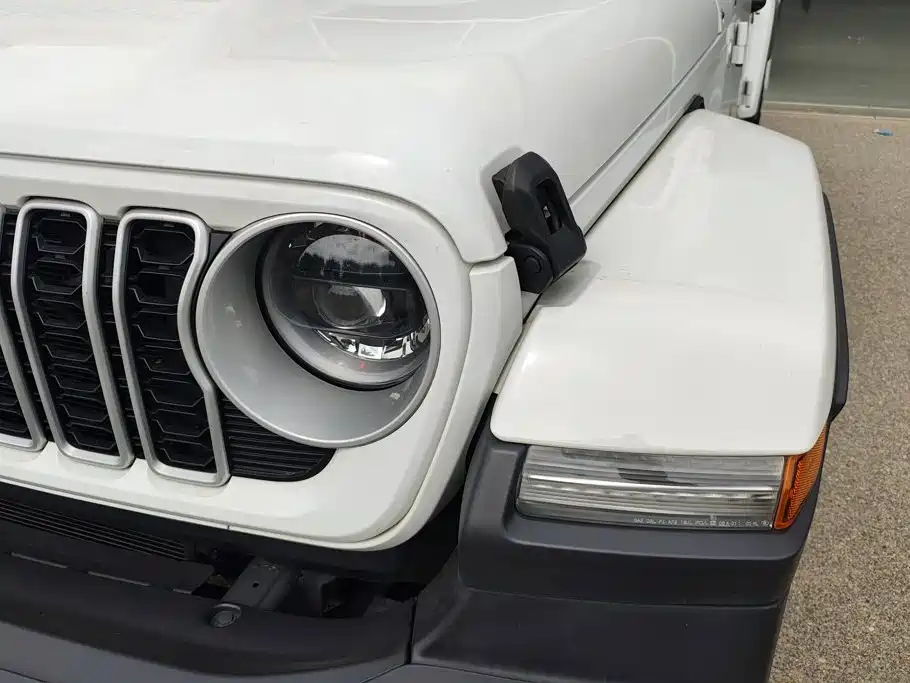 Jeep Wrangler — миниатюра 5