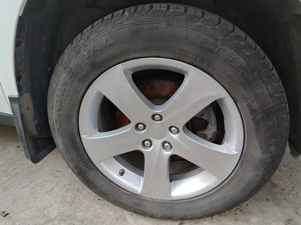 Geely Haoqing SUV — миниатюра 8