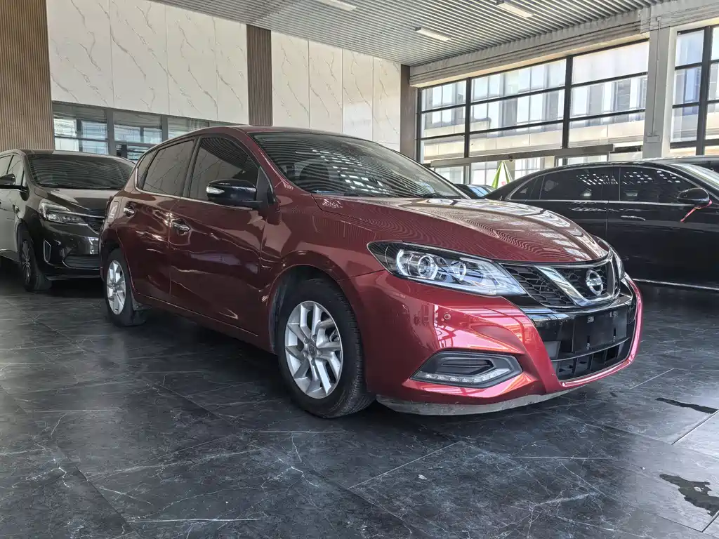 Nissan Tiida 2021 1.6L CVT
