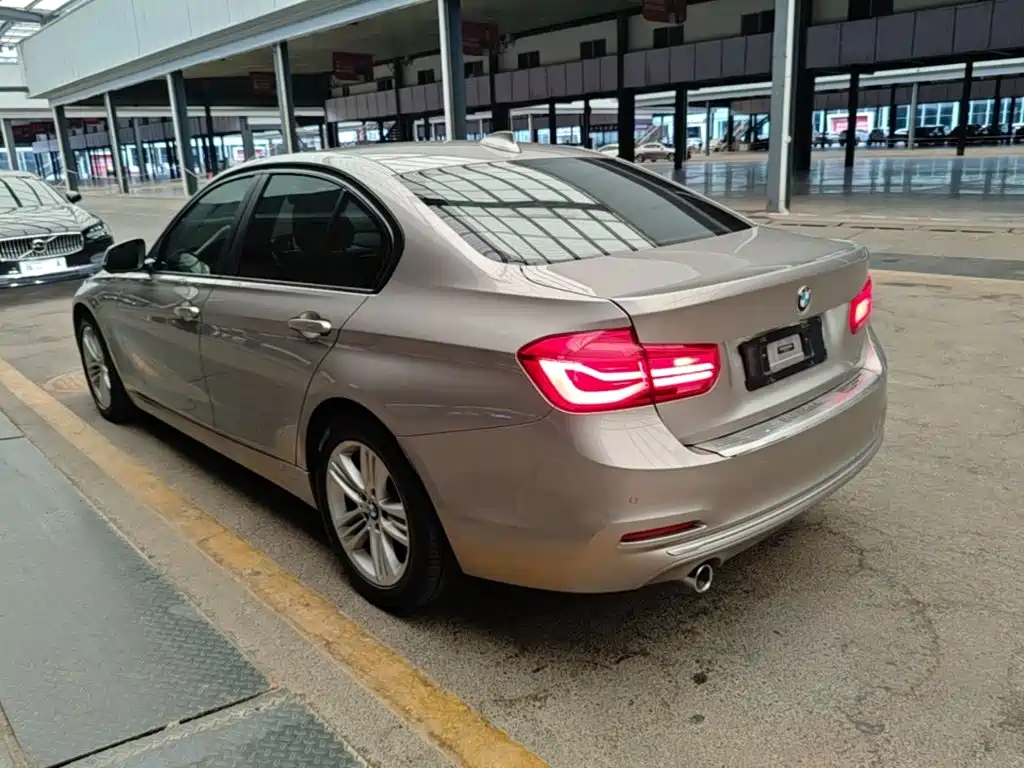 BMW 3 Series — миниатюра 5