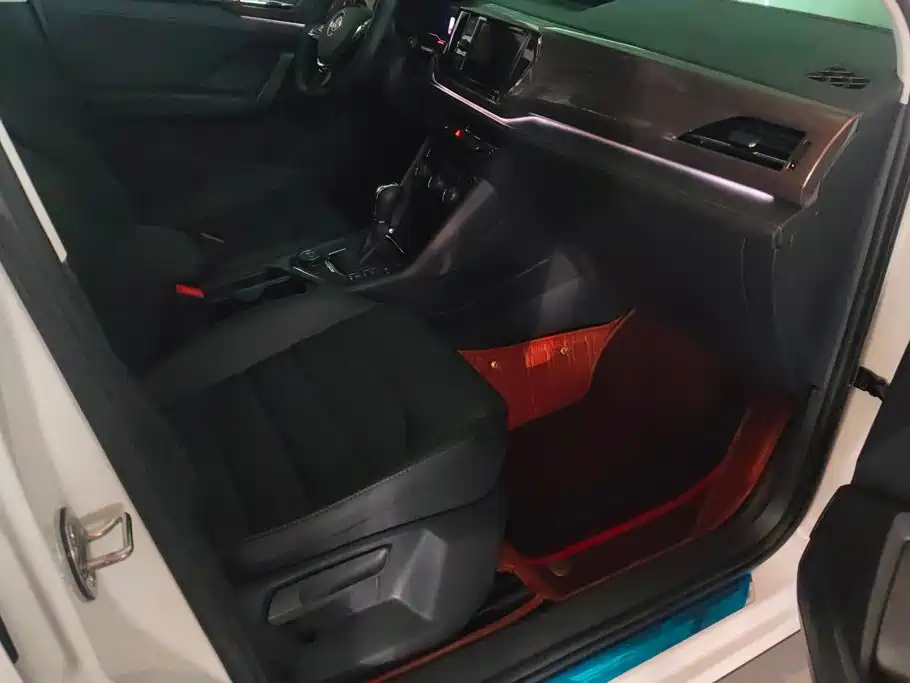 Volkswagen Tharu — миниатюра 8