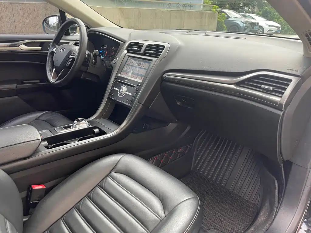 Ford Mondeo — миниатюра 16