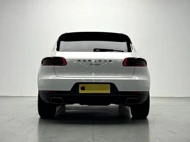 Porsche Macan — миниатюра 8