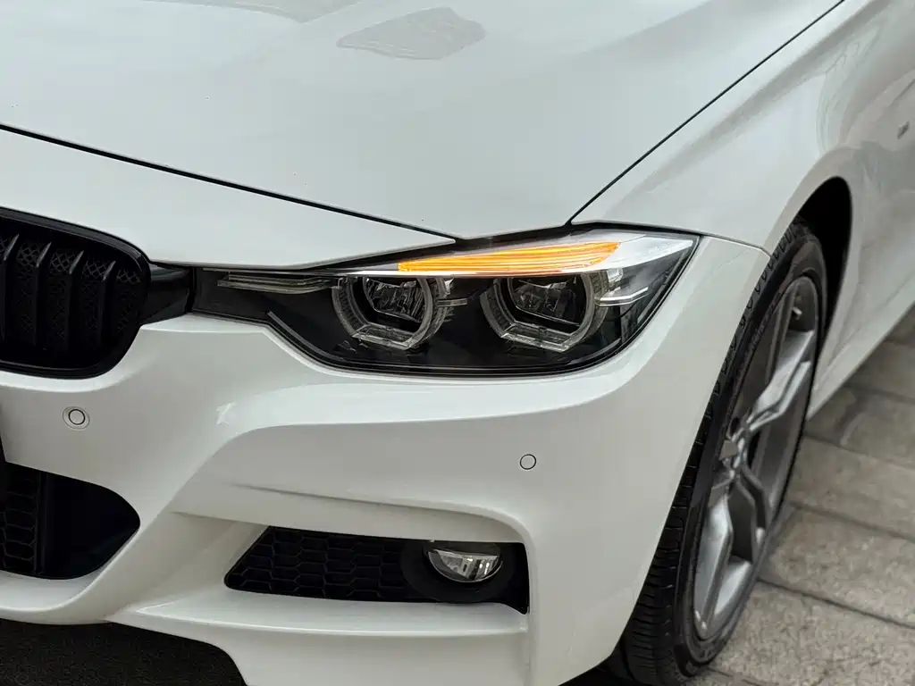 BMW 3 Series — миниатюра 12