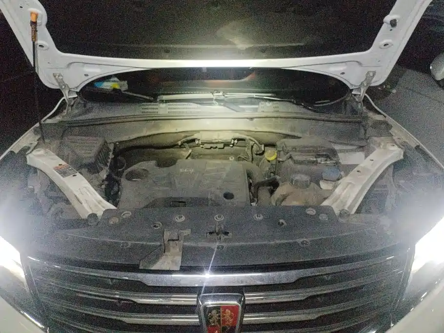 Roewe RX5 — миниатюра 10