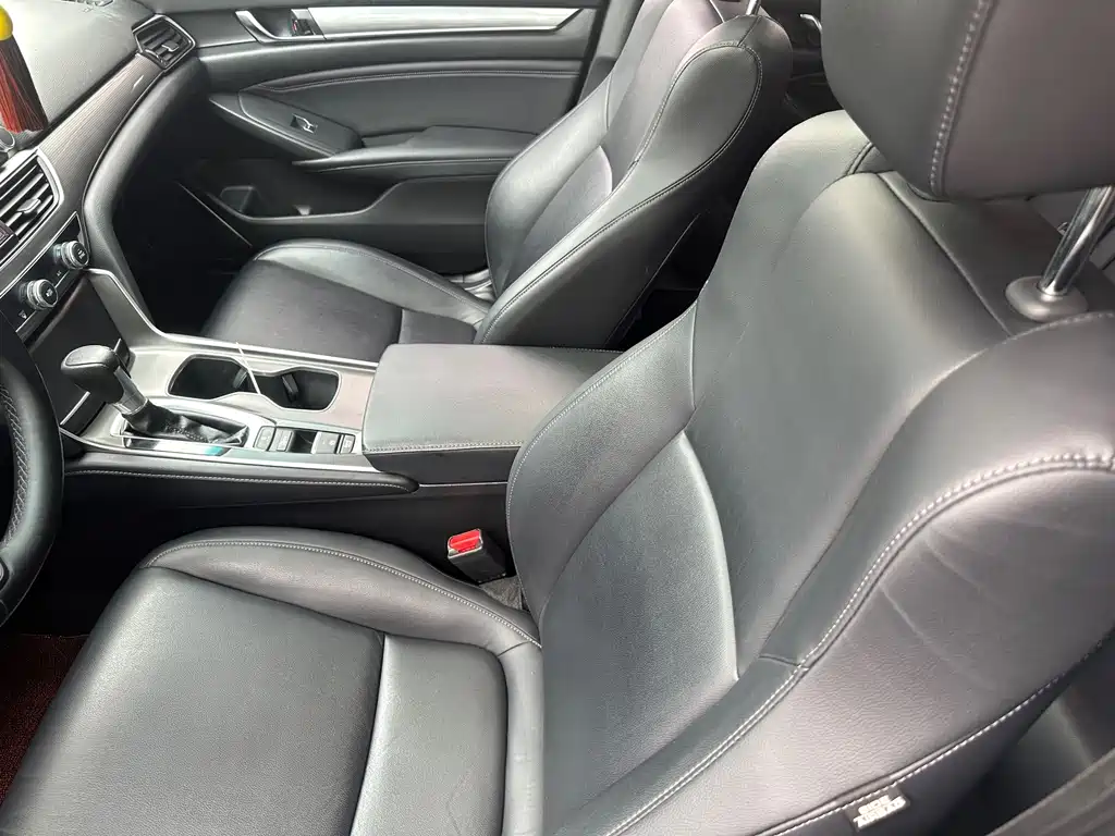 Honda Accord — миниатюра 10
