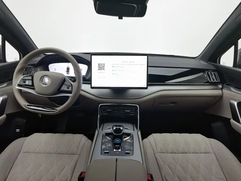 BYD Tang New Energy — миниатюра 5