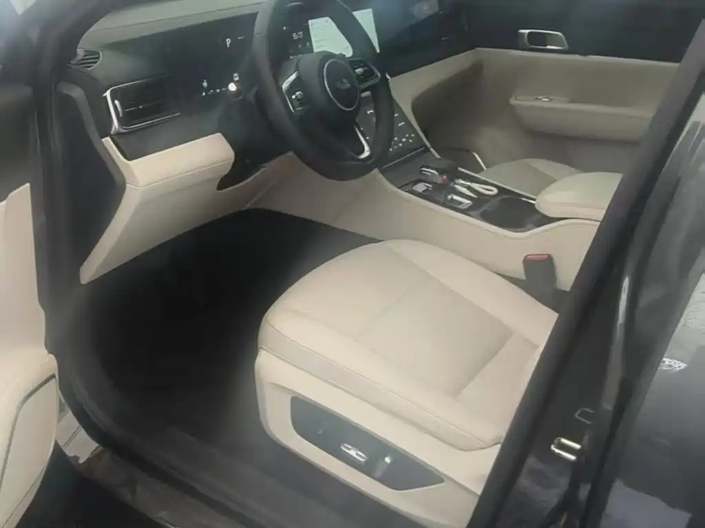 Li Auto Li ONE — миниатюра 7