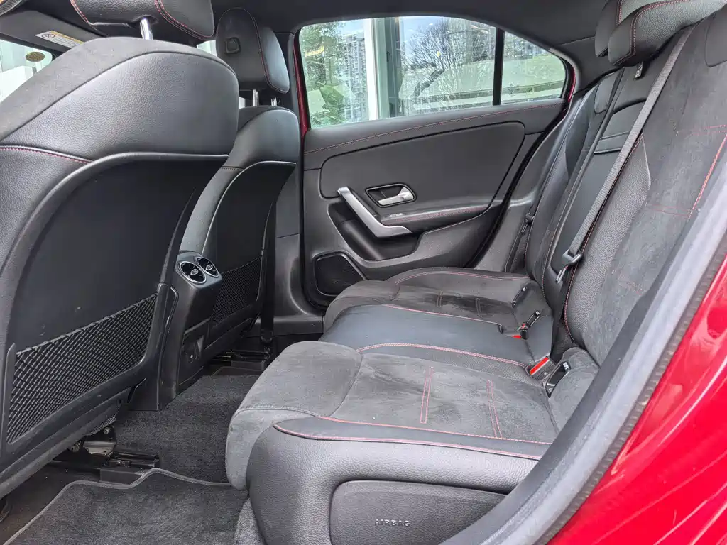 Mercedes-Benz A-Class — миниатюра 10