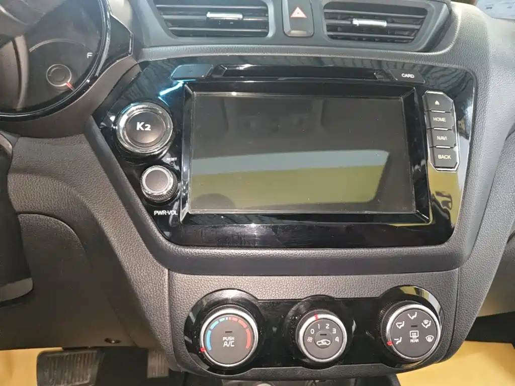 Kia K2 — миниатюра 13