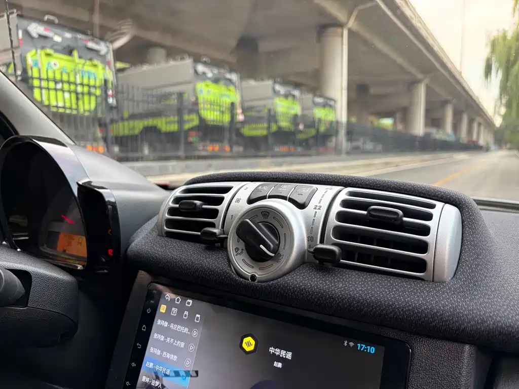 smart Smart Fortwo — миниатюра 13