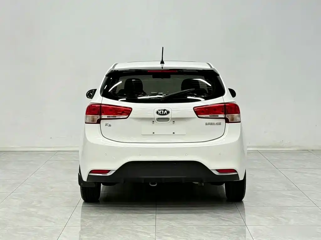 Kia K2 — миниатюра 6