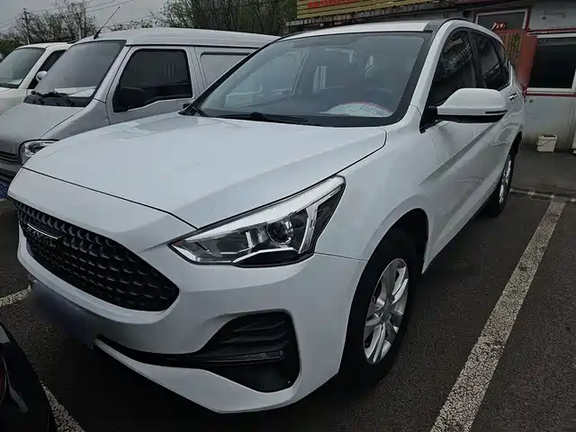 2019 Haval M6