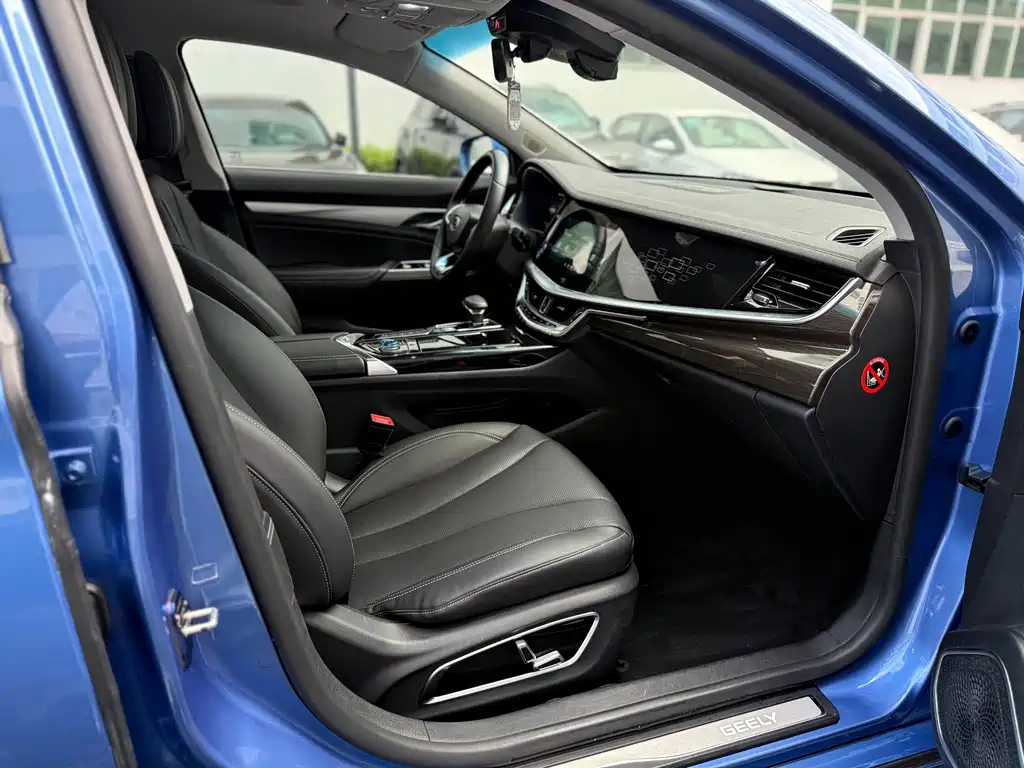 Geely Borui Hybrid — миниатюра 9