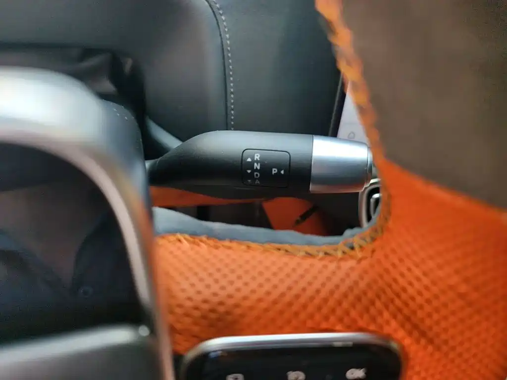 Li Auto Li L9 — миниатюра 15