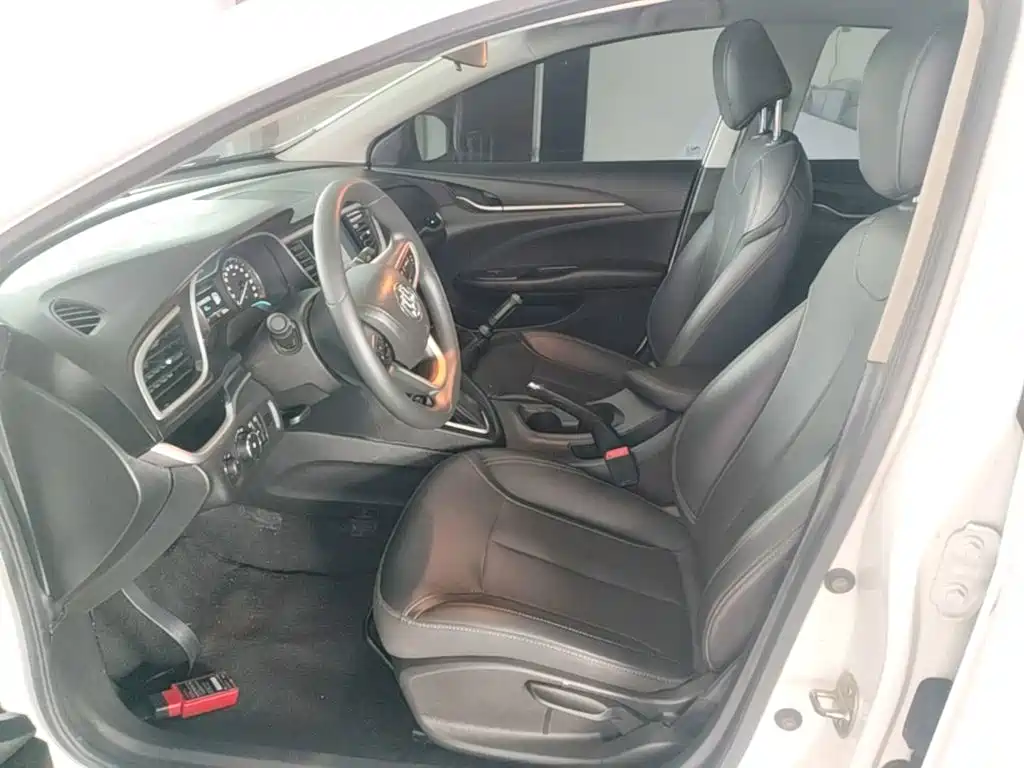 Buick Excelle — миниатюра 15