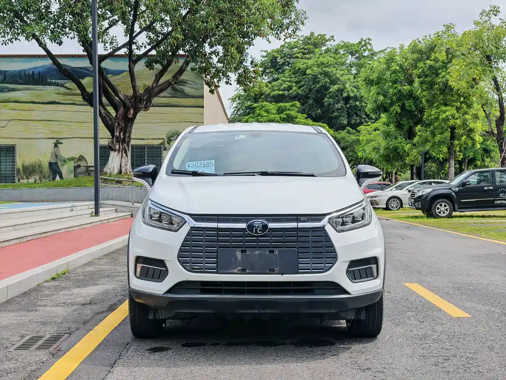 BYD Yuan EV — миниатюра 2