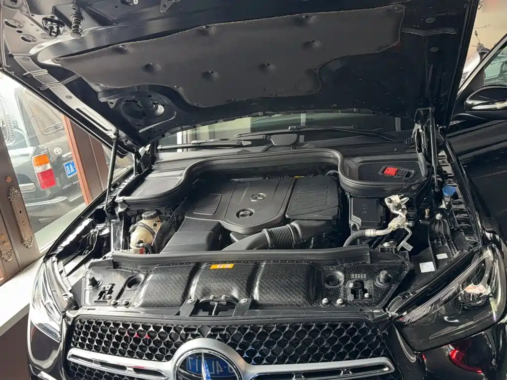Mercedes-Benz GLE (Import) — миниатюра 12