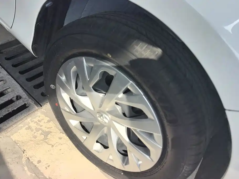 Toyota Vios — миниатюра 6