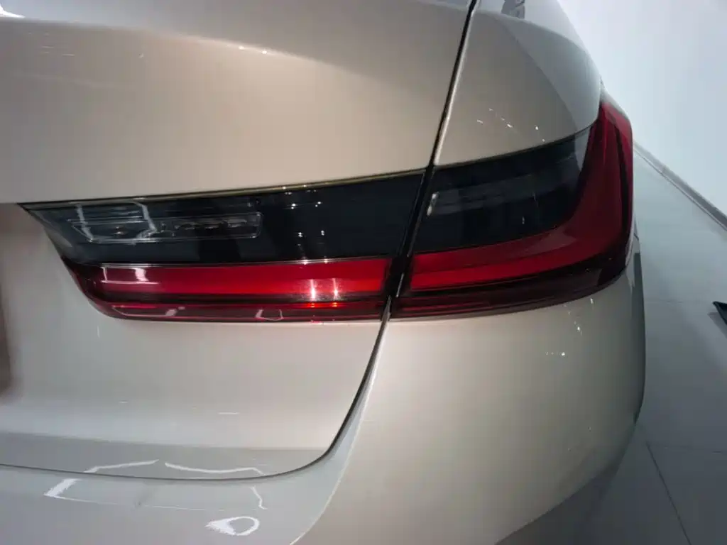 BMW i3 — миниатюра 8