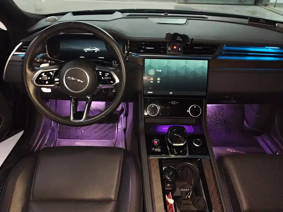 Jaguar XFL — миниатюра 12