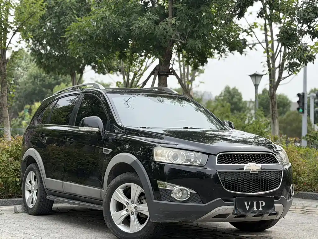 Chevrolet Captiva — миниатюра 3