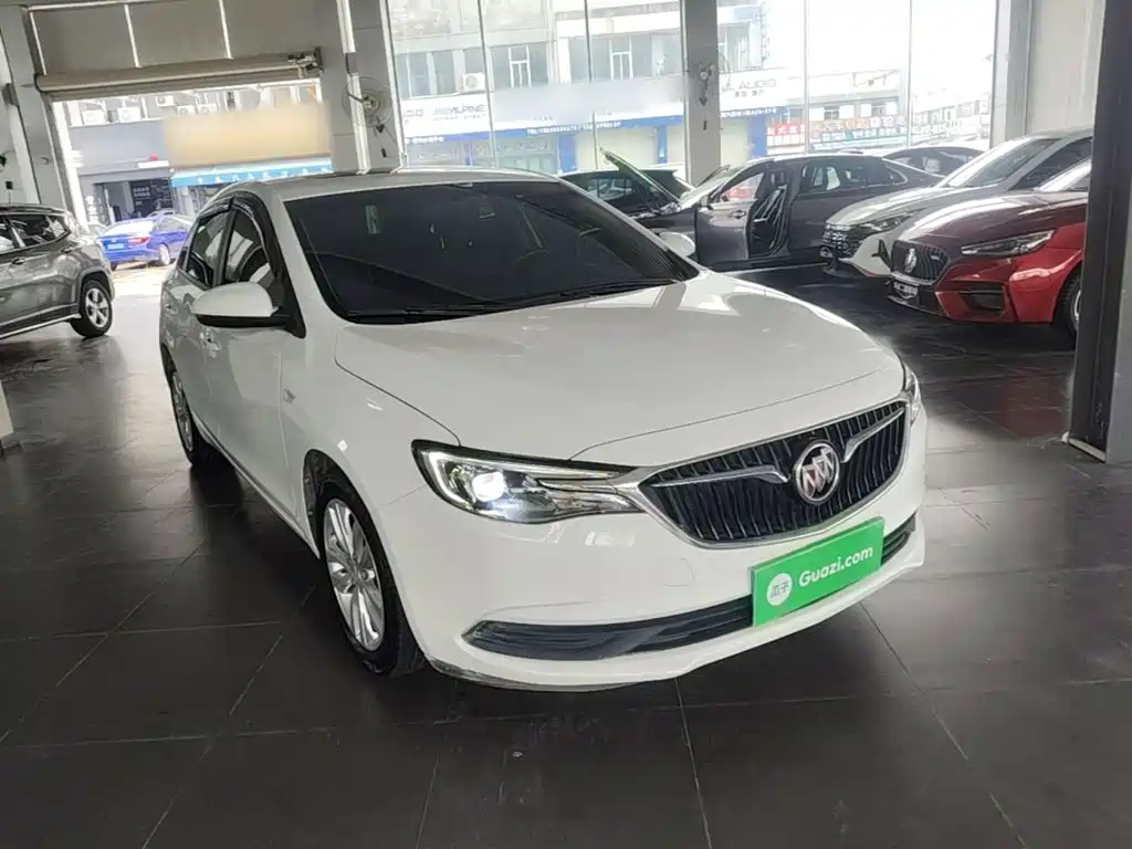 Buick Excelle — миниатюра 4