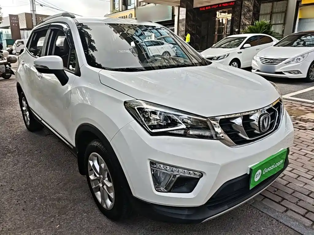 Changan CS15 — миниатюра 4