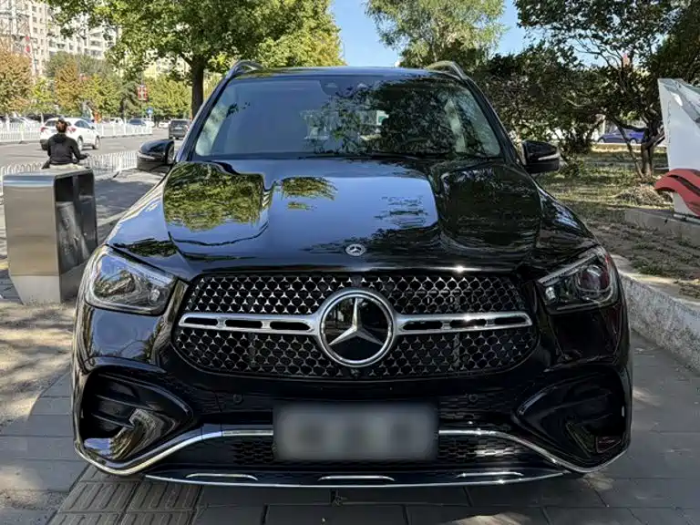 Mercedes-Benz GLE (Import) — миниатюра 4