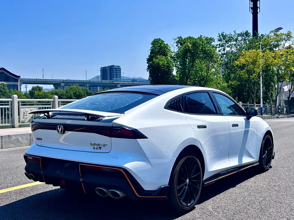 Changan UNI-V — миниатюра 9