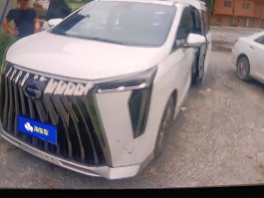 GAC Motor Trumpchi M8 — миниатюра 2