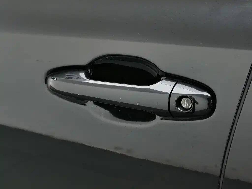 Toyota Highlander — миниатюра 18