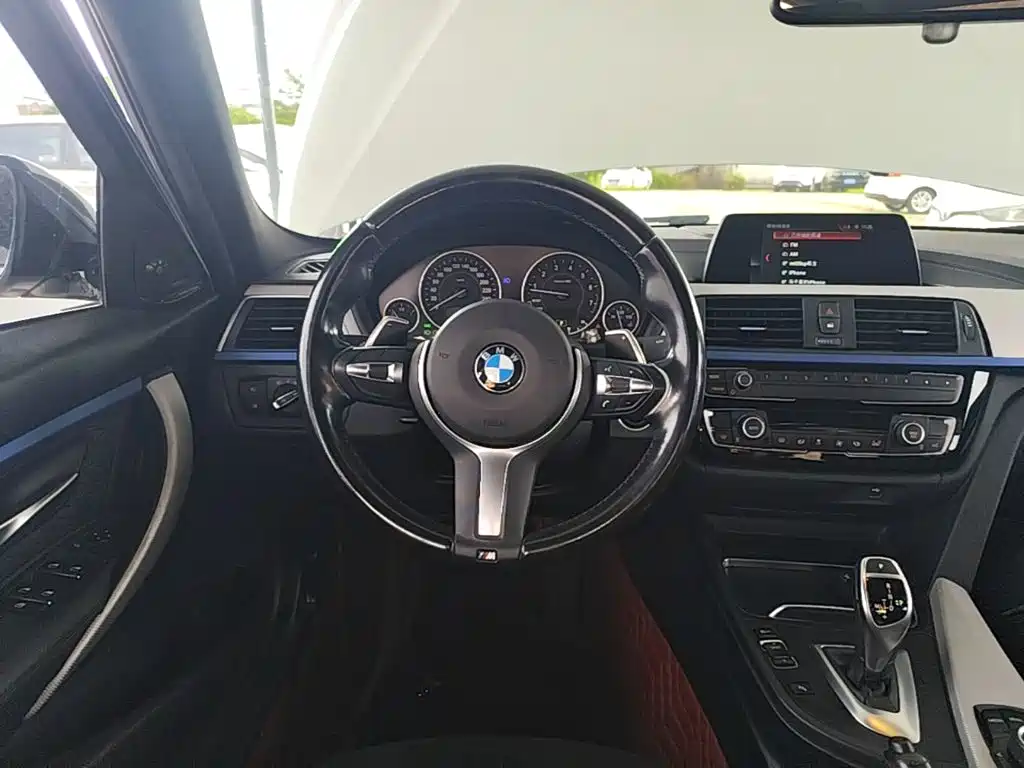 BMW 3 Series — миниатюра 11