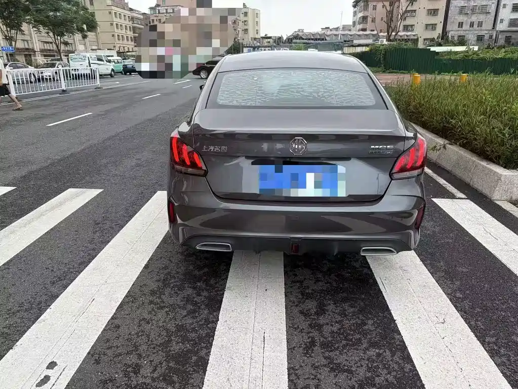 MG MG5 - фото 8