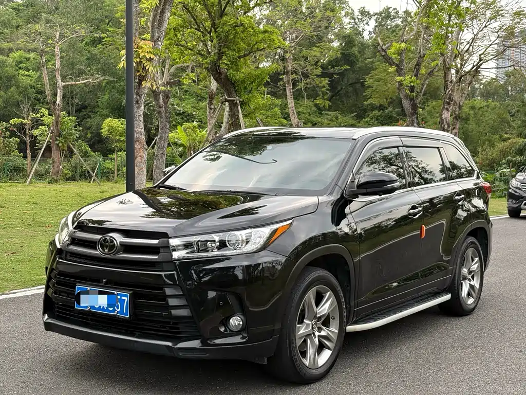 Toyota Highlander 2020