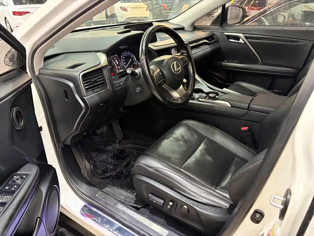 Lexus RX — миниатюра 4