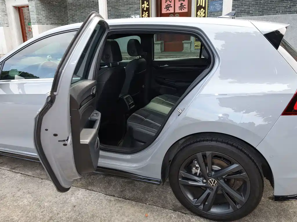 Volkswagen Golf — миниатюра 6