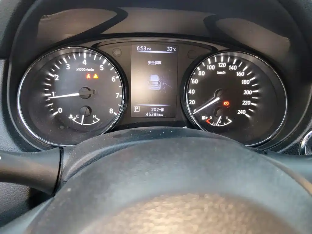Nissan X-Trail — миниатюра 5