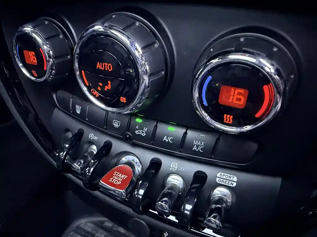 MINI Mini Clubman — миниатюра 13